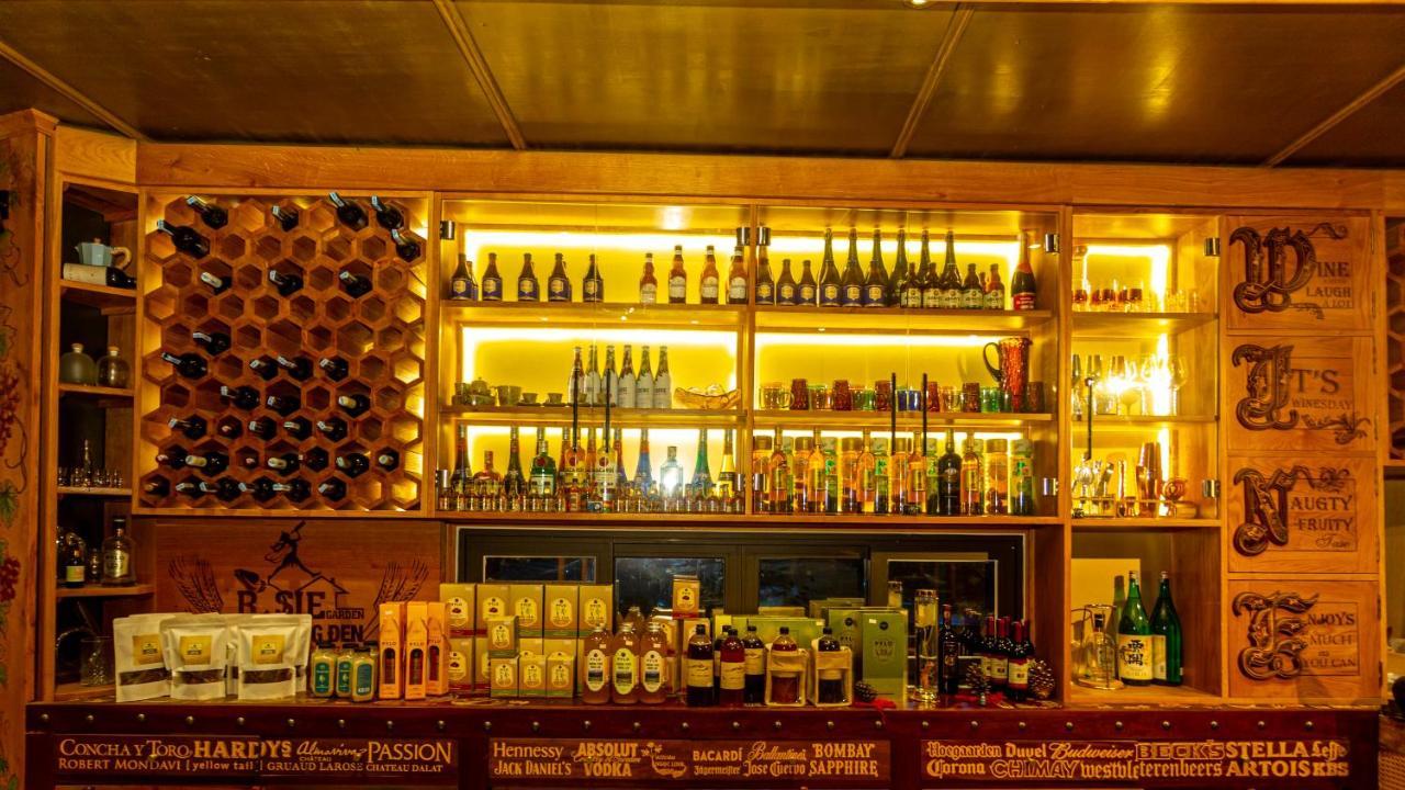 Rosie Garden Mang Den Otel Kon Von Kla Dış mekan fotoğraf